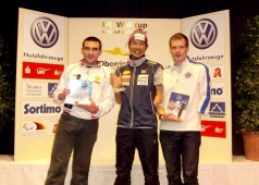 4日、スプリント1.2kmで優勝した新田佳浩。2位は、MIKHAYLOV Kirill選手(ロシア)、3位はTUOMISTO Ilkka選手(フィンランド)