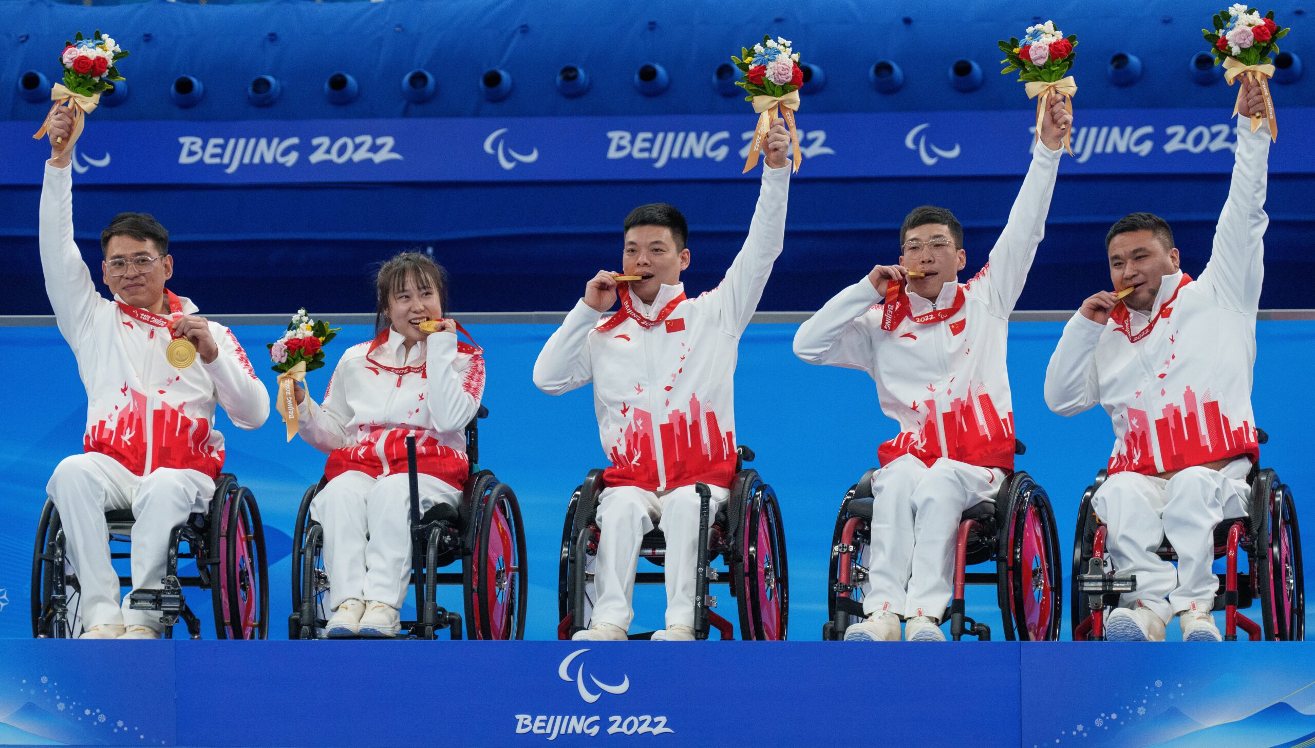 中国は、2大会連続金メダル！車いすカーリングに見た「人の絆」～北京 